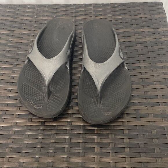 Oofos sandals, women’s size 9 - Picture 1 of 9